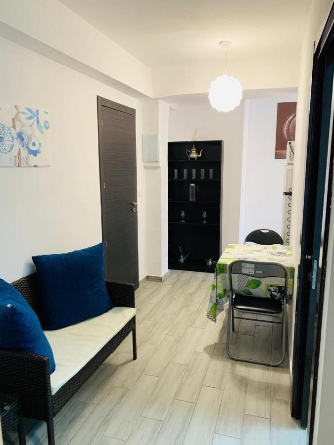 Duende B3 B4 * Almería